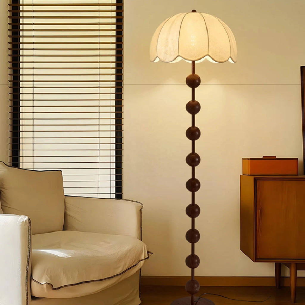 Lampadaire Calmy, abat-jour beige à bord festonné