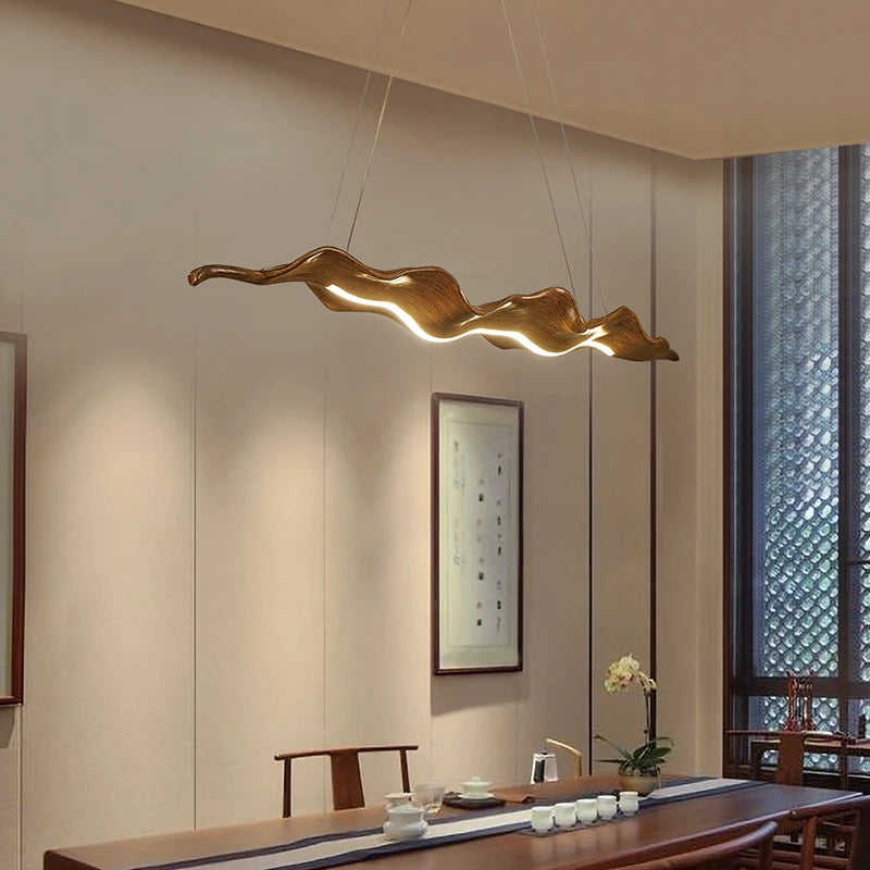 Suspension linéaire résine effet bois Sabi