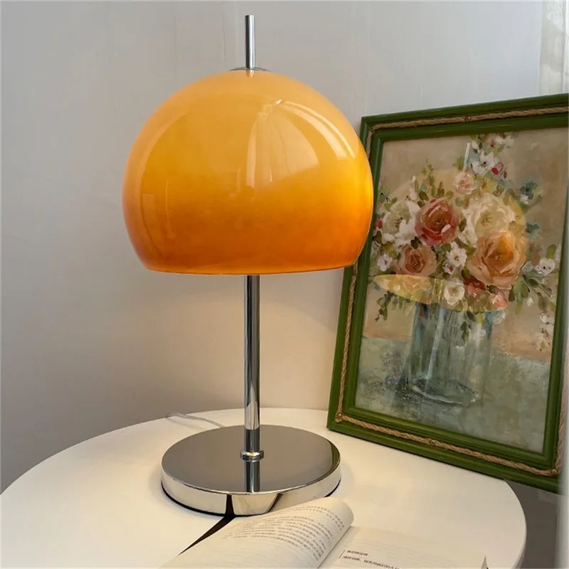 Lampadaire Suno dans un salon