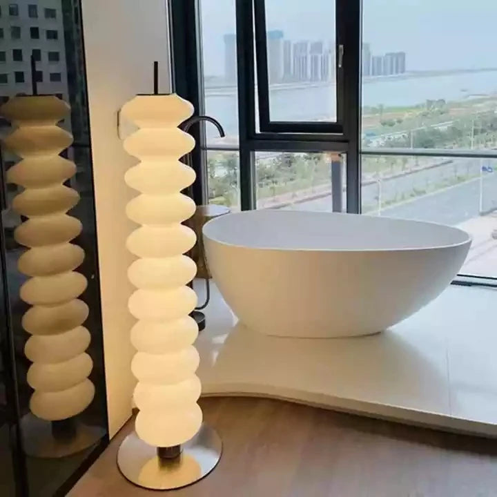 Lampadaire colonne Nuvo en situation