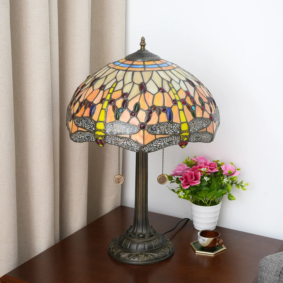 Lampe Odona dans un intérieur vintage