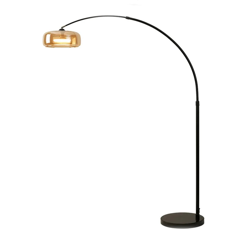 Lampadaire arc Arko, vue de la courbure du mât
